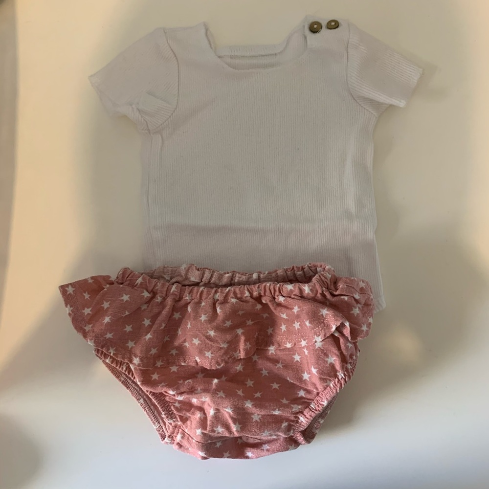 Baby girls outfit set size 6 months